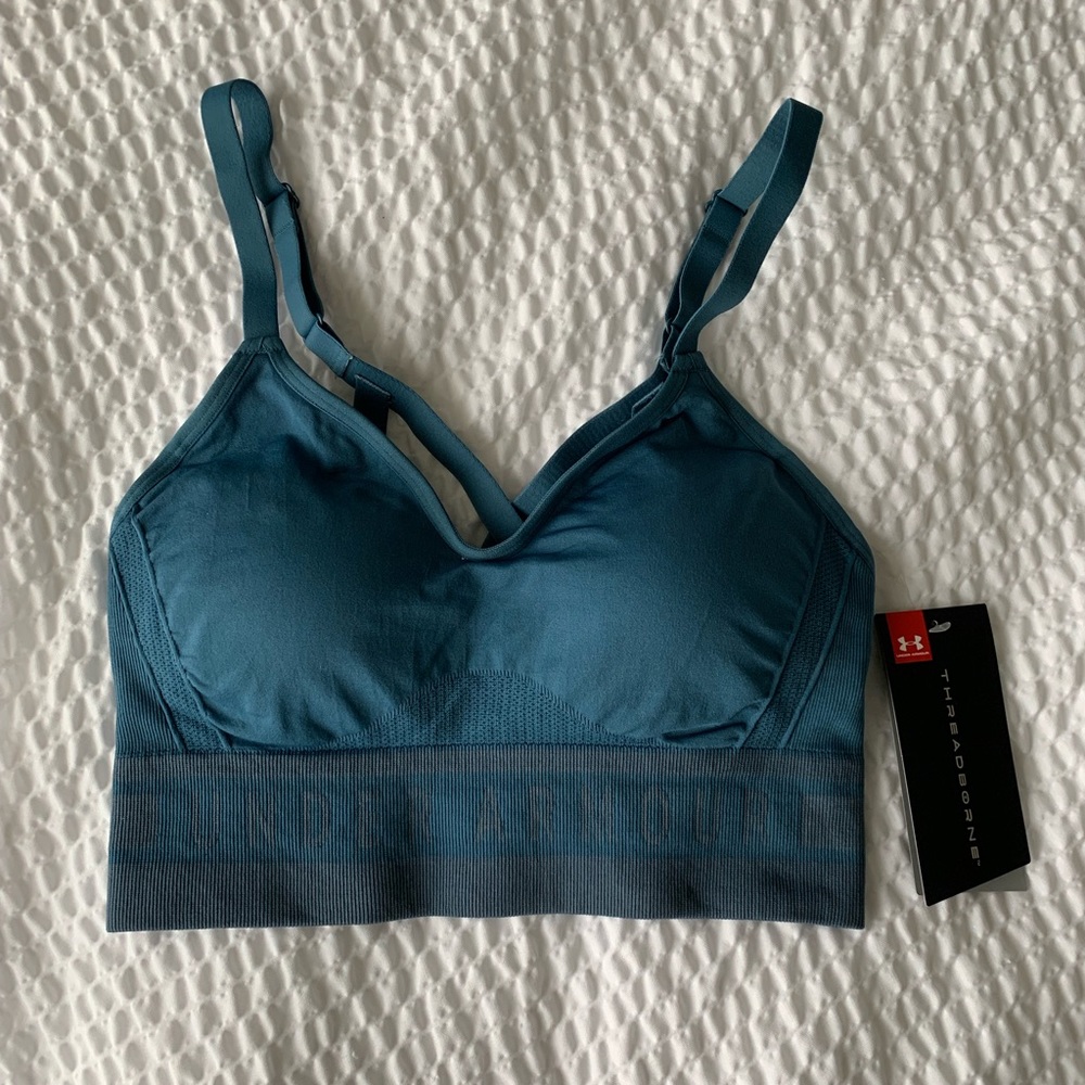 Unde Armour Threadborne Wireless Sports Bra